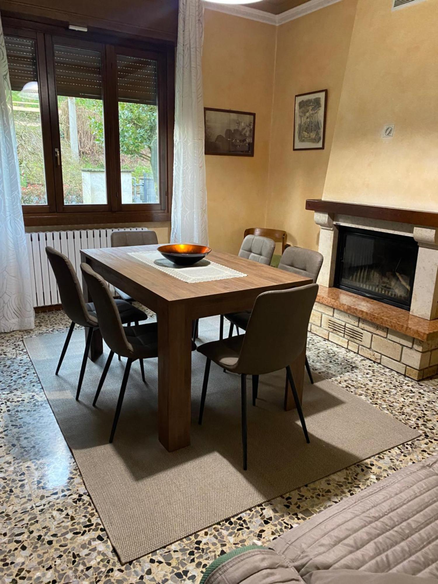 Apartamento Gere House Lezzeno Exterior foto